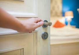 We all have an interior door that won't stay partially open or closed when we want it to. Door Slamming 6 Ways To Quiet It Bob Vila