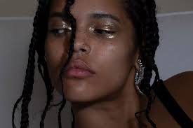 Sustainable glitter alternatives: everything you need to know