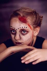 Colleen Crockett's Instagram, Twitter & Facebook