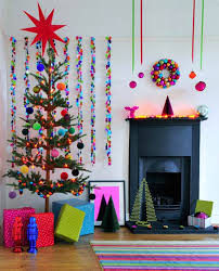 Homemade christmas wall decor ideas. 22 Magical Homemade Christmas Decorations Wall Art Prints