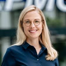 Jenny Stephan's Instagram, Twitter & Facebook