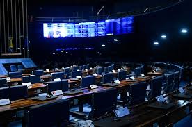 Entre os candidatos da câmara, a disputa e a troca de acusações é grande. Ipophzxgcweu0m