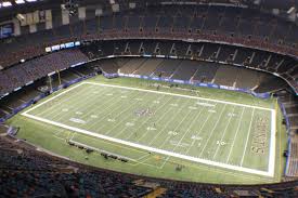 The food and drink experience at the longtime home of the saints is a unique experience, as you can eat crescent city specialties like shrimp po'boys, catfish, and bbq. Mercedes Benz Superdome Symmetry Sports