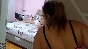 Peguei minha madrasta safada - XNXX.COM