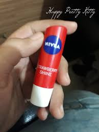 Jika dahulu nivea crème menjadi produk andalan, sekarang ini sudah banyak produk nivea lainnya yang juga jadi favorit para beauty enthusiast, karena manfaatnya yang begitu besar bagi kecantikan dan kesehatan kulit. Harga Lip Butter Nivea Di Indomaret