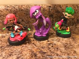 You can pick up various amiibo to use with your game to unlock. Splatoon 2 Amiibo Unlockable Gear Guide Levelskip
