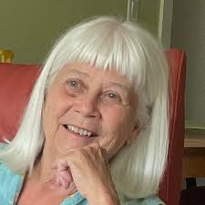 Is Nino's Italian pizza place still around in Oakland?