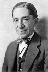 Danny Hoy : sa biographie, filmographie, et quelques photos