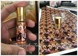 泰国新一代人缘至尊阿赞欧查be 2560 最新推出puyodkhunphon chakungrao 常胜军千妻坤平魅力迷情人缘油有兴趣欢迎直接pm或加威信询问wechat id allan cheong bottle voss bottle style fashon