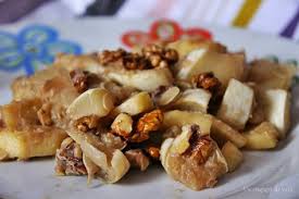 Patisson Pomme Et Noix L Automne Est La Un Courant De Vert Recette En 2020 Patisson Alimentation Recette Patisson
