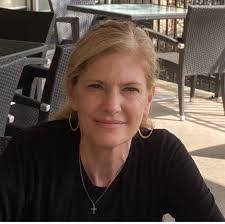 Diane Parkhurst's Instagram, Twitter & Facebook