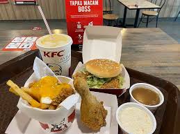 Start your new week with mcdonald's promotion mcsavers mix & match deal. Pecking Order Eight Fast Food Spots To Get Your Fried Chicken Fix This Cmco Eat Drink Malay Mail