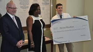 Waiter's tip pays for semester at Columbus State University