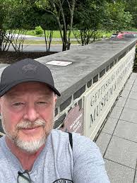 Adam Weimer's Instagram, Twitter & Facebook