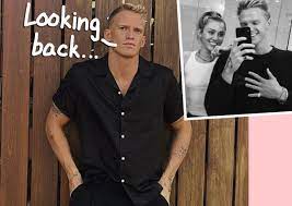 Cody simpson (born january 11, 1997) is an australian pop singer. Snekltw00y3iwm