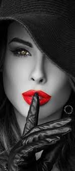 Epingle Sur Un Peu De Rouge