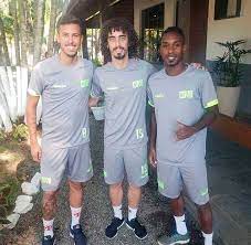 Jairo santos de oliveira filho, commonly known as jairinho or jairo, is a brazilian footballer who plays as a forward for treze. Marcos Junior E Jairinho Ainda Nao Tem Data Para Estrear Pelo Vasco Vasco Noticias