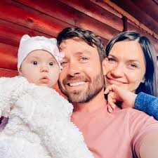 With natalie podiakova, mike youngquist, nicole nafziger, azan tefou. 90 Day Fiance Are Geoffrey And Varya Having A Baby Together