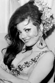 Eskiturkfilmi Business Photoshoot Vintage Hollywood Arabian Beauty