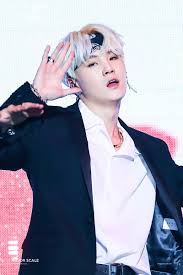 Dropped all charges against poor yoongi back in 2017 and got married. Bts Suga Mama 2017 Majorscale Kr Min Yoongi Bts Yoongi Yoongi
