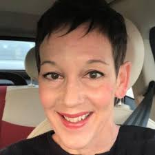 Lynee Bixler (@lyneebixler)