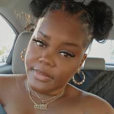 Kiera Williams and Jonathan Caves' Wedding Website