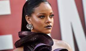Minister Sigrid Kaag schenkt Rihanna maar al te graag 100 miljoen dollar - Partyscene