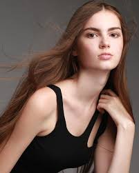 Gwendolyn Carson's Instagram, Twitter & Facebook