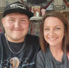 How to contact Michelle Allen regarding scam calls and confidential  information?