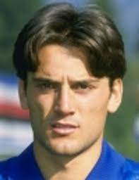 Penso a firenze dove ho lanciato castrovilli e vlahovic, ma anche sottil, che stava. Vincenzo Montella Player Profile Transfermarkt