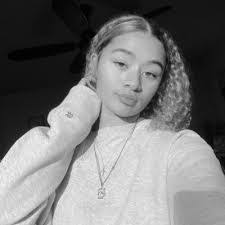 Kendall Mccoy's Instagram, Twitter & Facebook