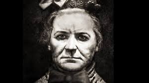 Amelia Dyer's Instagram, Twitter & Facebook