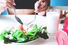La nutrition sportive s'adresse aux sportifs pratiquant des séances de sport de plus d'1 heure, à haute intensité et plus de 4 fois par semaine. Quoi Manger Apres Le Sport Defi Sante