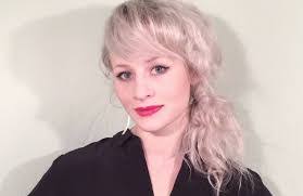 Ellen Lindblad's Instagram, Twitter & Facebook