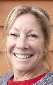 Angela Kadlec's Instagram, Twitter & Facebook