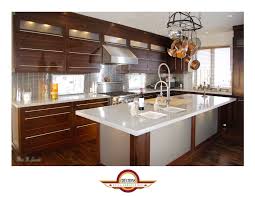 Armoire De Cuisine En Merisier Teint De Couleur Sequoia Comptoir De Beton Blanc Home Kitchens Interior Design Kitchen