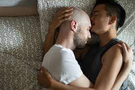 22 Straight Men Share Their Gay Experiences