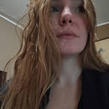 HILARIOUS PILLOW FIGHTING STRANGERS IN THE HOOD!! 😂😂😂