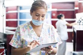 The assistant nurse manager manages the duties and functions of all the nurses in the hospital. Emergency Room Nurse Job Description Sample Template Ziprecruiter