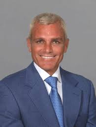 Tim Doran's Instagram, Twitter & Facebook