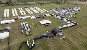 Festival de swing tira o sono de vizinhança na Inglaterra