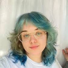 Hannah Collins-Carter (Han) (@hanandhair) • Instagram photos and videos