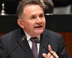 Senador José Luis Pech informó estar enfermo