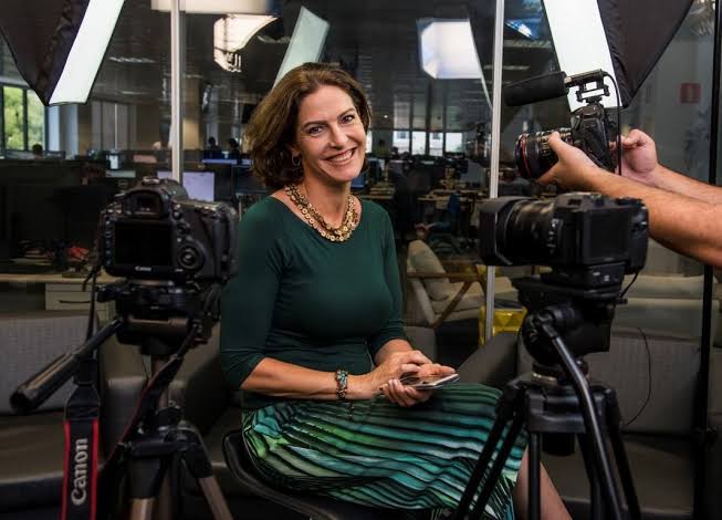 Cristina Graeml comenta sobre partidos políticos e estratégia da direita