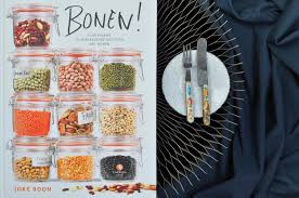 Mongelli destroyed the room with a chickpea joke. Bonen And Magnificent Chickpea Cake