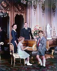 威爾士親王查爾斯王子殿下（英語：his royal highness prince charles, the prince of wales，1948年11月14日－），全名為查爾斯·菲利普·亞瑟·喬治（charles philip arthur george），現任英国及其他英聯邦王國的王儲。 å¨çˆ¾æ–¯è¦ªçŽ‹æŸ¥çˆ¾æ–¯ Wikiwand