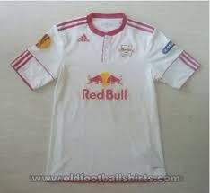 Shop the latest products for women, men and youths from the adventurous world of red bull. Red Bull Salzburg Cup Shirt Fussball Trikots 2011 2012 Sponsored By Red Bull