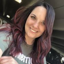 Katie Schettler's Instagram, Twitter & Facebook