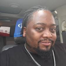 E2BLU Entertainment DJ E2 (@E2BLUEntertain1)