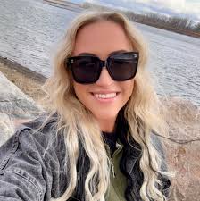 All my prayer warriors please say a prayer for Sandra Budowski this morning  ! Gods got you 🙏🏼🫶🏼 Keep your heads up and stay positive Tonia Williams  & Veronica Rojero ! Love yall ❤️